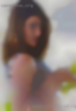 Experienced looking or first girls timers in Fresno.