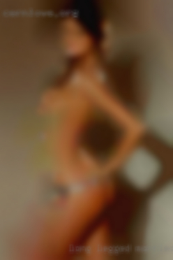 Long legged married nude wom en lincolton from Edmonton.