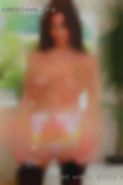 Naked women girls with meet peircings.