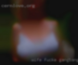 Wife fucke gangbang women free in a swingerclub.